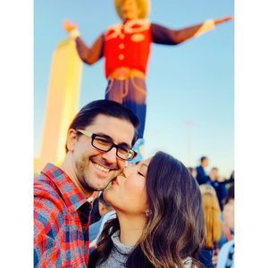 Meet your Posher, Ezzie